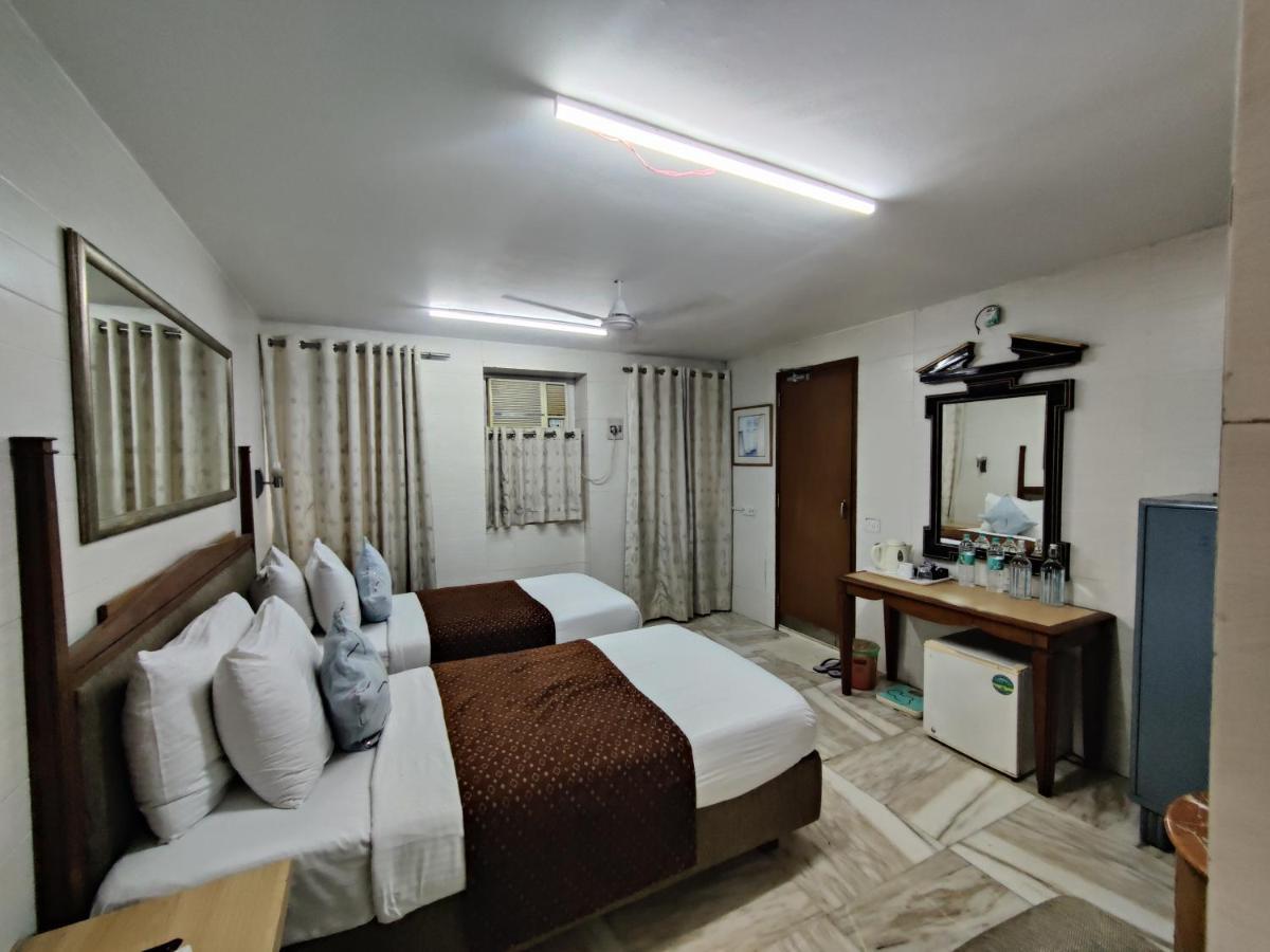 Capital Hotel مومباي المظهر الخارجي الصورة
